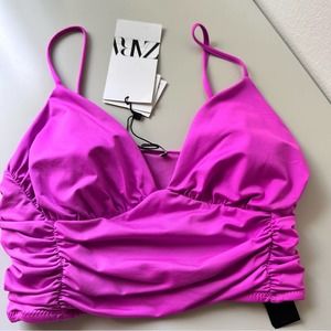 NWT Zara V-neck bikini top with removable cups and adjustable thin straps.